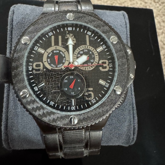 US Polo Assn Men’s Watch - Picture 2 of 5